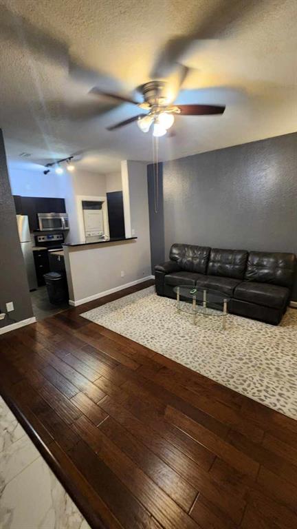 Oaks On The Ridge Condo - Residential