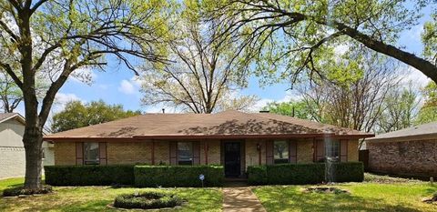 850 Oakbluff Drive Lancaster TX 75146