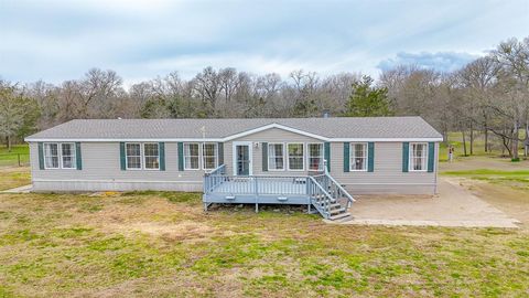 A home in Mexia