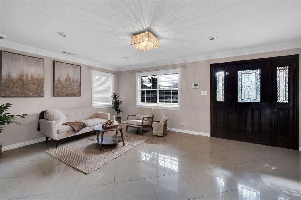Photo of 1213 N Macarthur Boulevard, Irving, TX 75061 (MLS # 21306157)