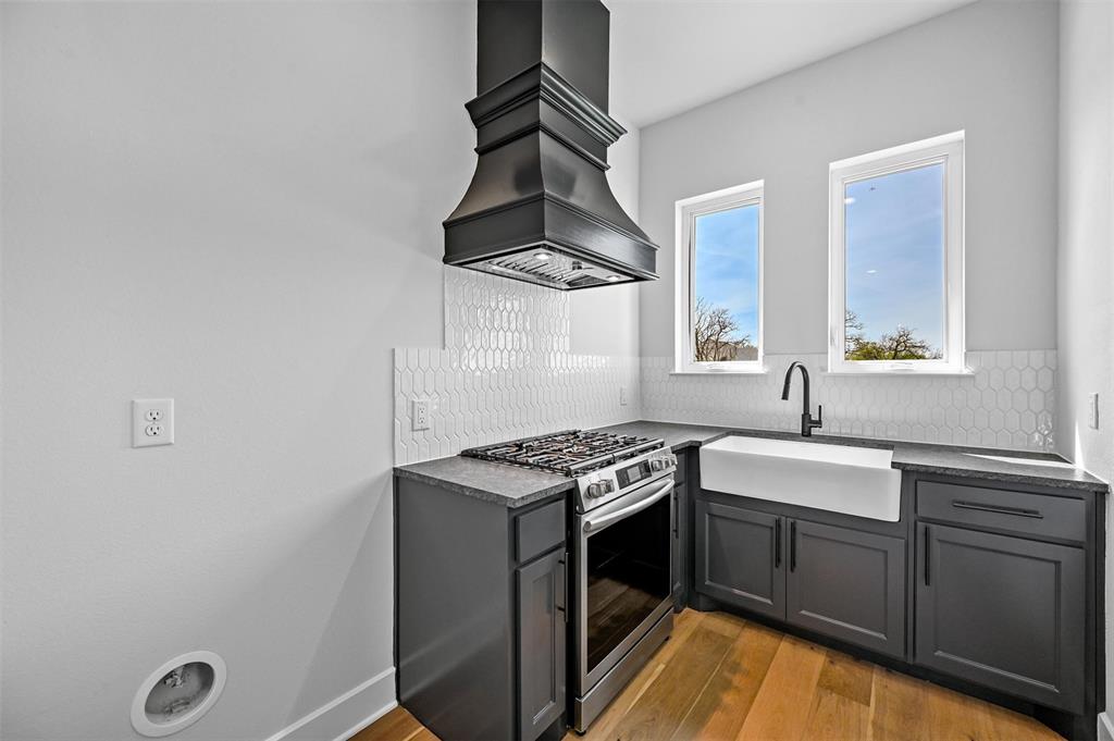 La Dorada - Residential