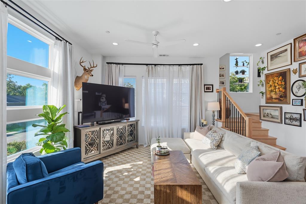 Munger Place - Residential Income