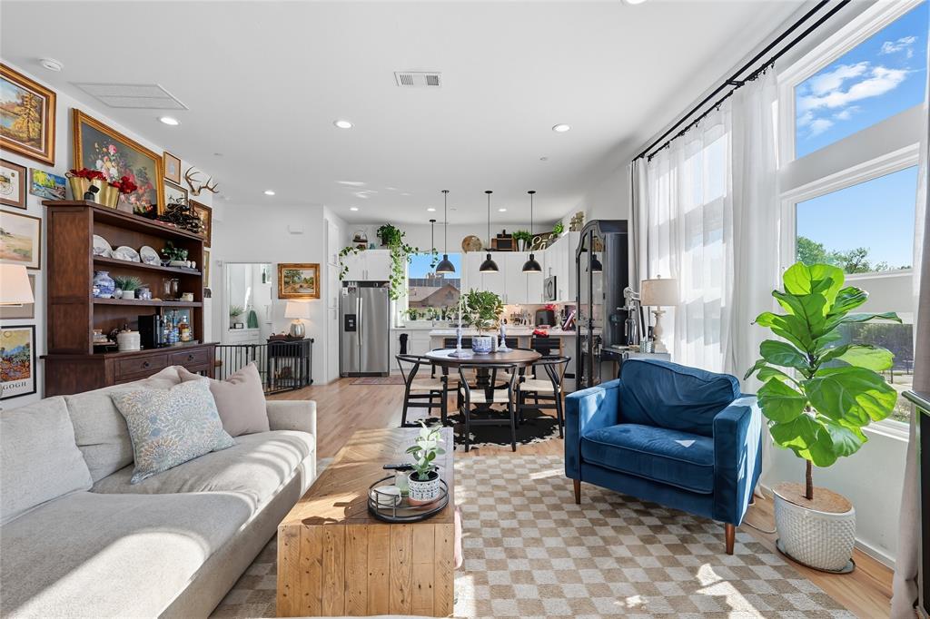 Munger Place - Residential Income