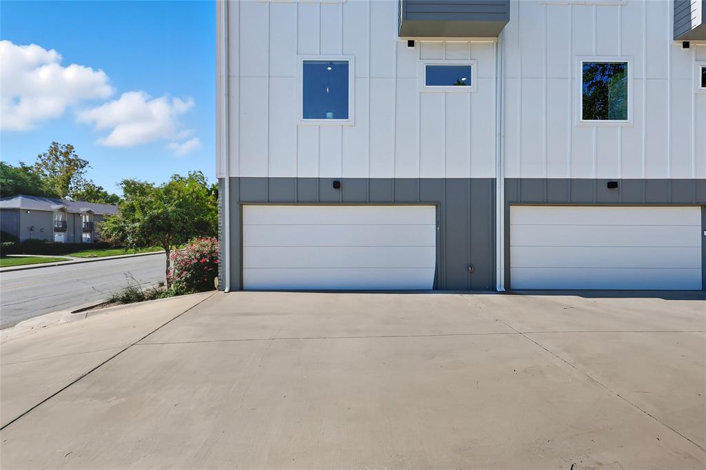 Munger Place - Residential Income