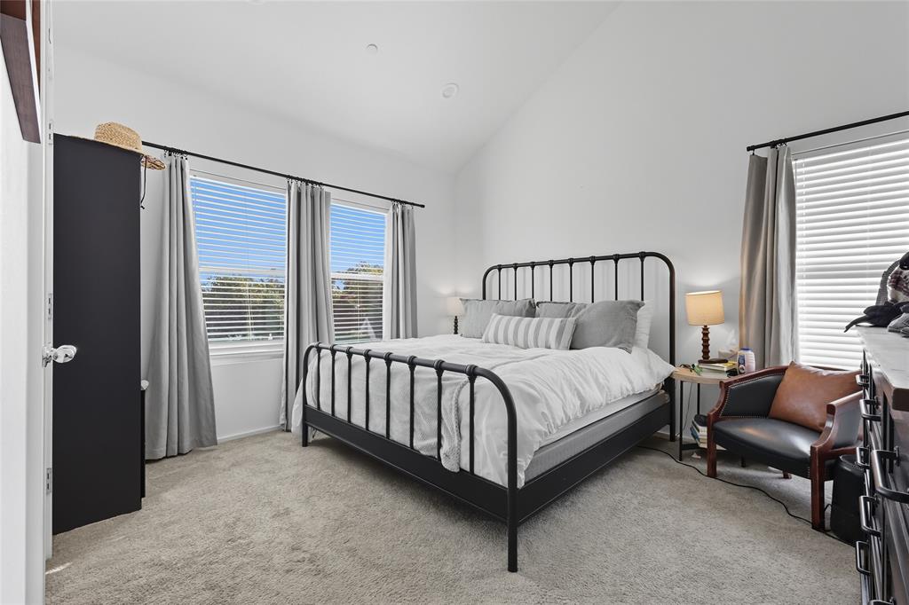 Munger Place - Residential Income