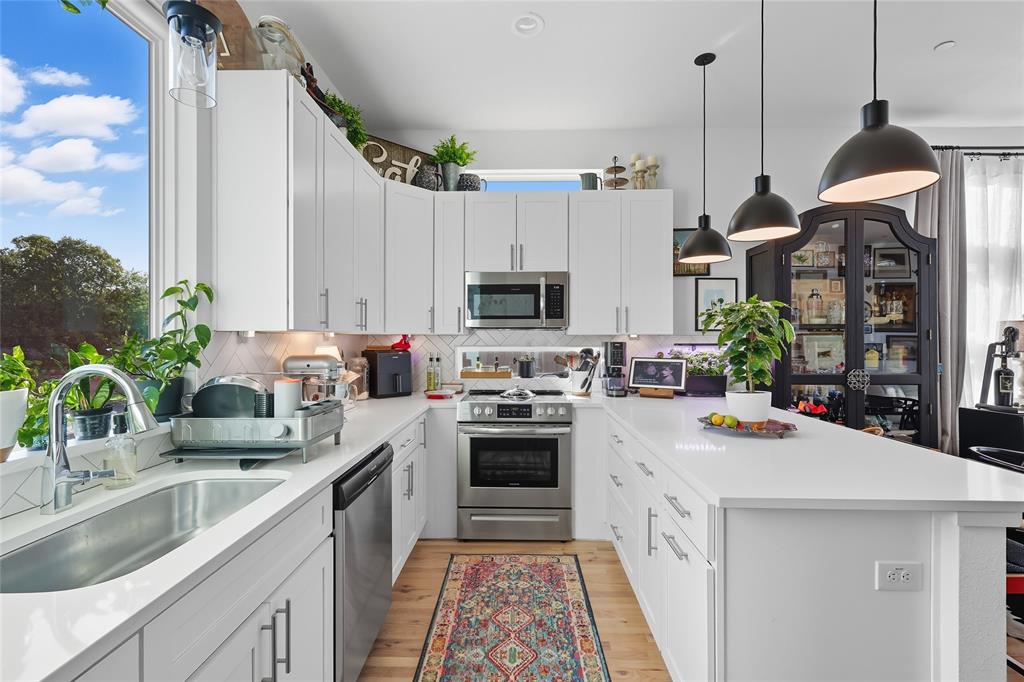 Munger Place - Residential Income