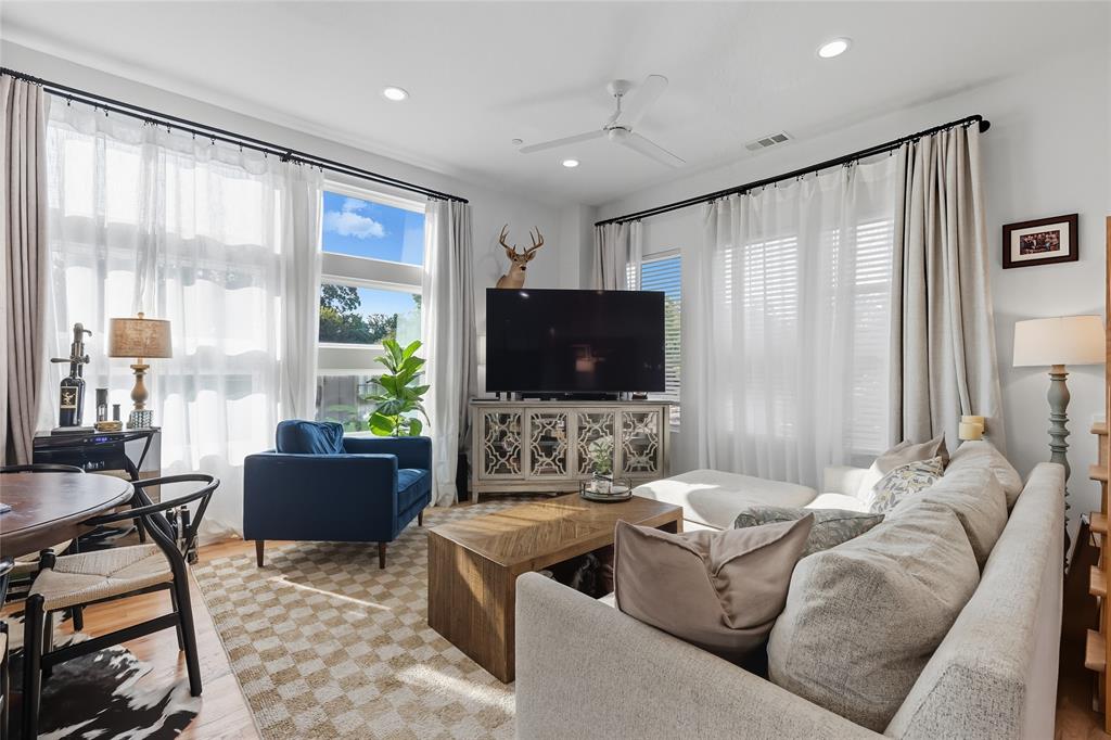 Munger Place - Residential Income