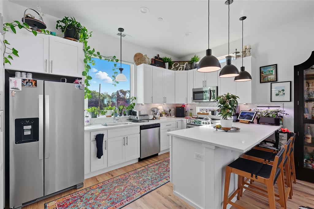 Munger Place - Residential Income