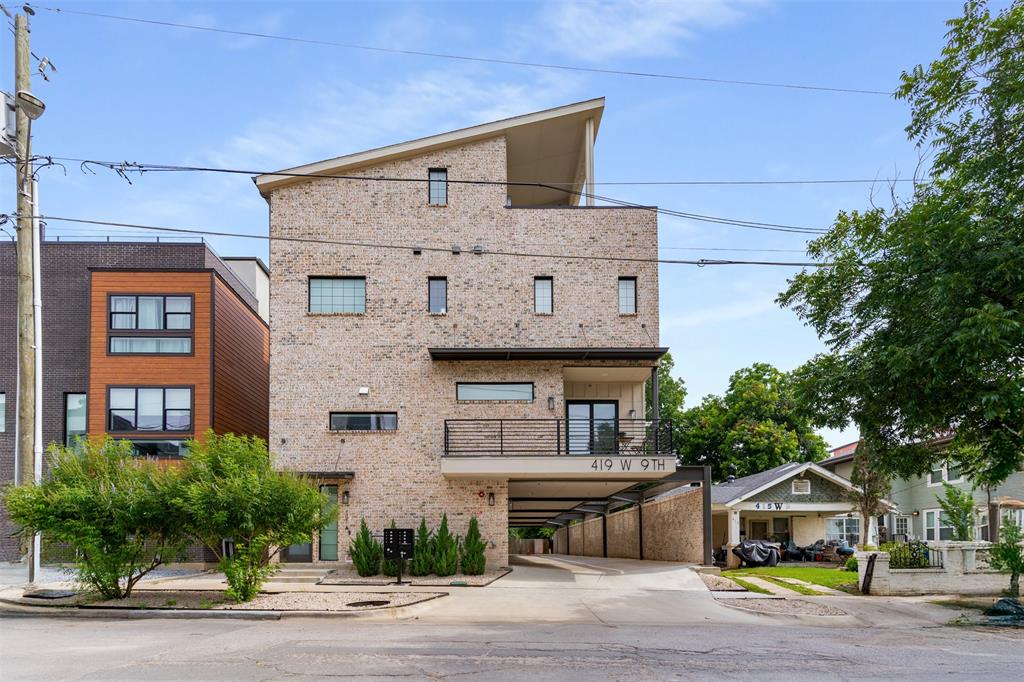 419 W 9th Street D