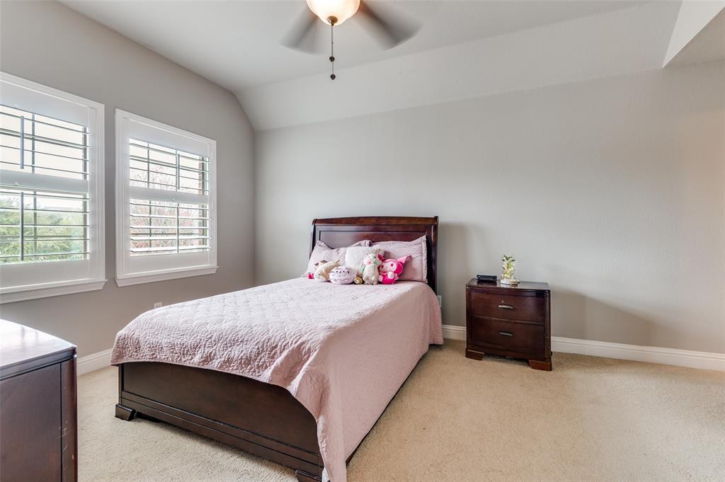 Chateaus Of Coppell - Residential