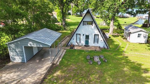 Photo of 467 Old Mill Lane, East Tawakoni, TX 75472 (MLS # 21267384)