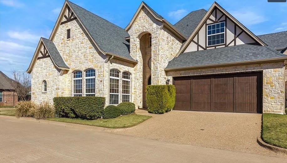 2414 Vineyard Drive