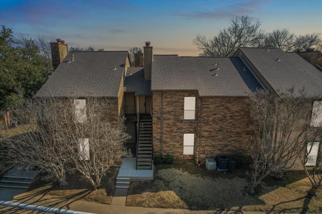 Cloisters Condo The - Residential