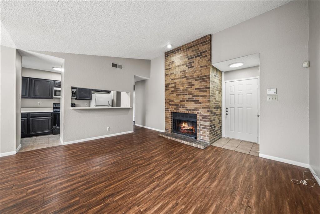 Cloisters Condo The - Residential