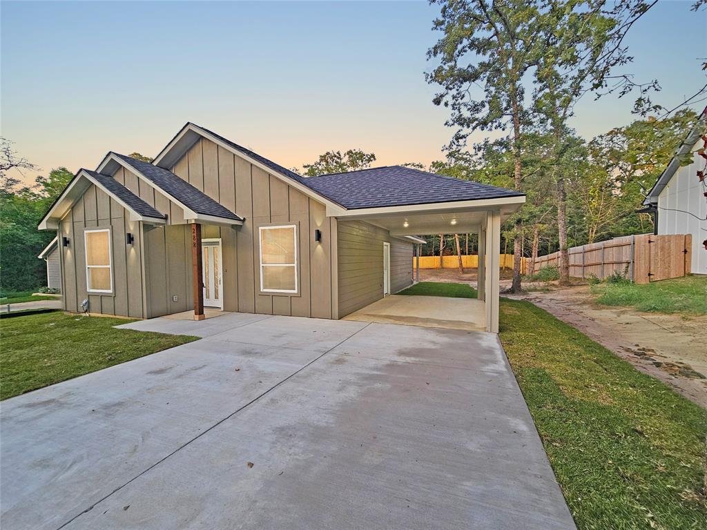 288 Harris Boulevard
