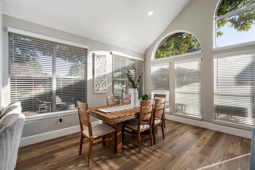 2701 Summerwood Court