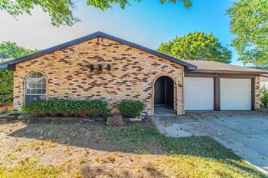 This fully renovated home is 3 Bed 2 Bath with lots to offer! The home features new vinyl plank floors and
new carpet in the bedrooms. Fully repainted inside. The kitchen has been upgraded with granite
countertops and brand new appliances. This home also features a patio great for family gatherings and
large backyard. This home is conveniently close to local schools, parks, and shopping centers, offering a
balanced lifestyle. Buyer to verify schools and measurements.