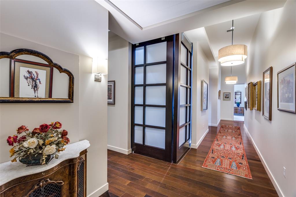 One Montgomery Plaza Residence Condo - Residential