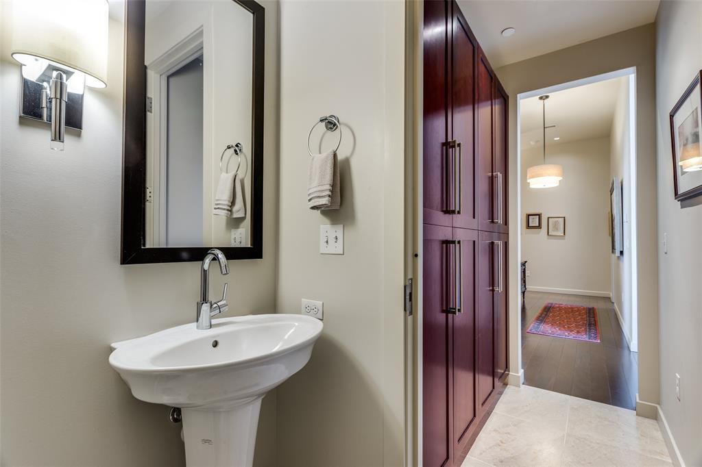 One Montgomery Plaza Residence Condo - Residential