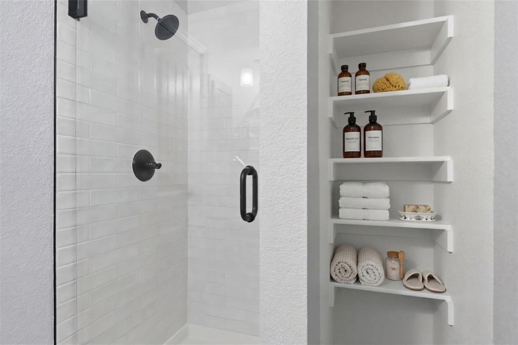 Willow Crk Xing - Residential