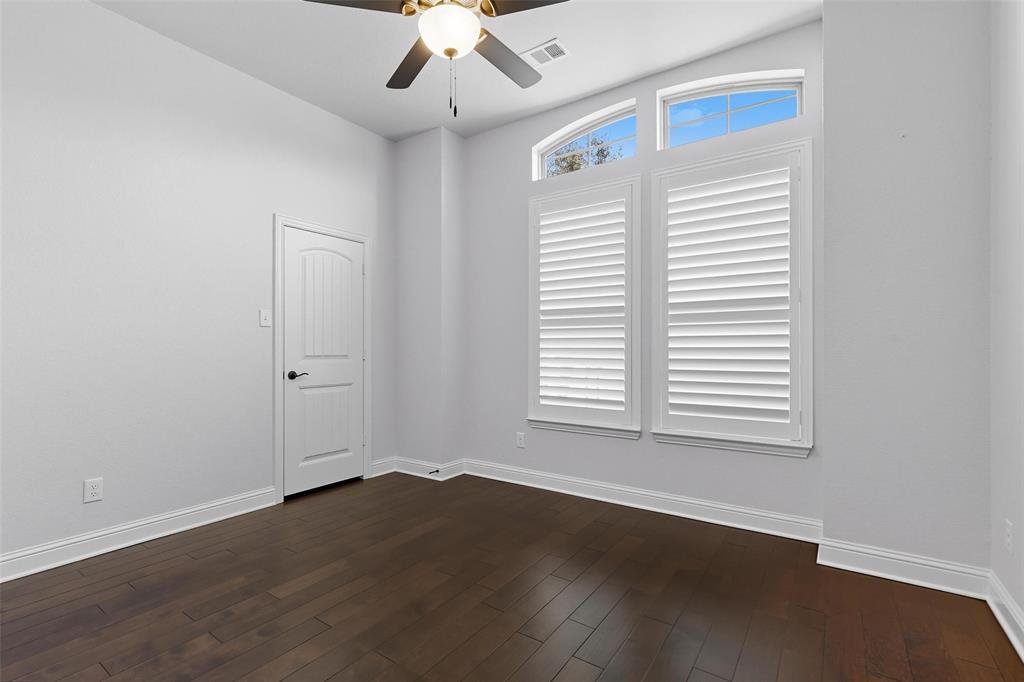 Willow Crk Xing - Residential