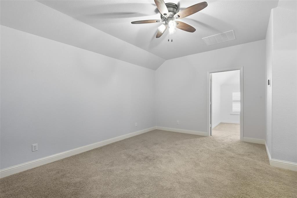 Willow Crk Xing - Residential