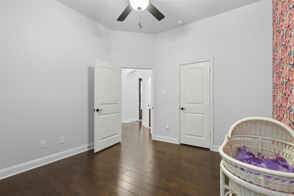 Willow Crk Xing - Residential