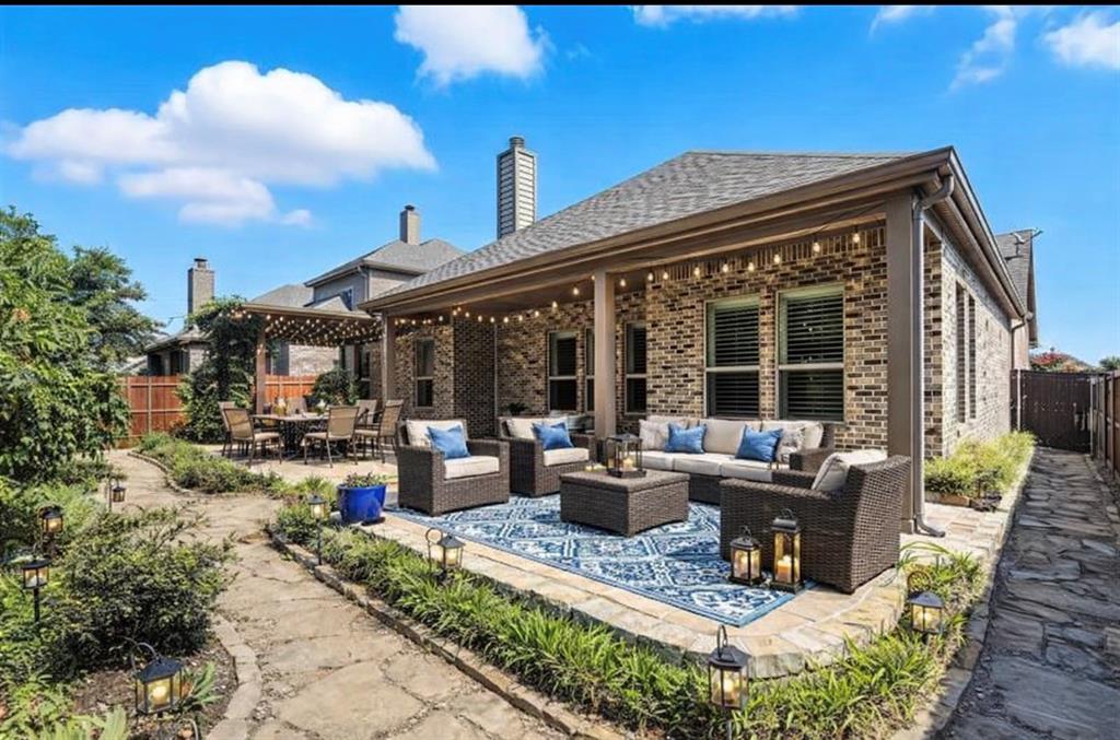 245 Prairie Oak Court