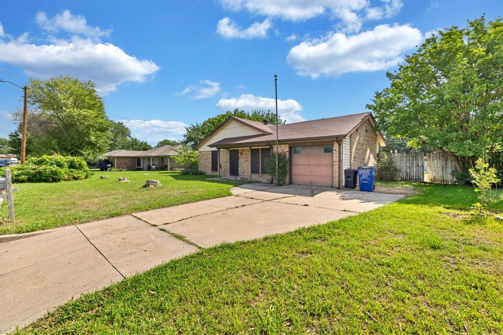501 Post Oak Lane