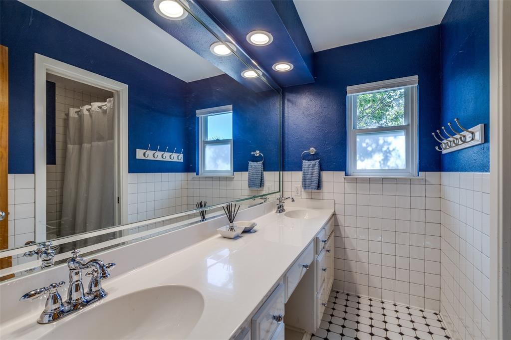 Fort Worth, Texas 76179, United States, 4 Bedrooms Bedrooms, ,4 BathroomsBathrooms,Residential,Active,163547