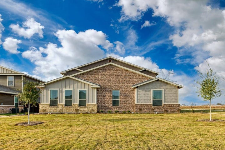 Photo 1 of 15 — 750 Fallow Drive, Venus, TX 76084