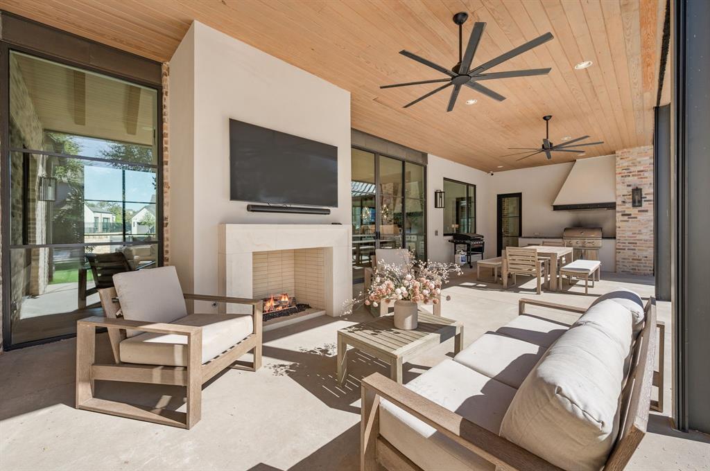 Stony Brook - Residential