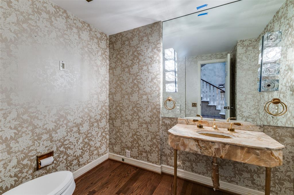 12500 PReston - Residential