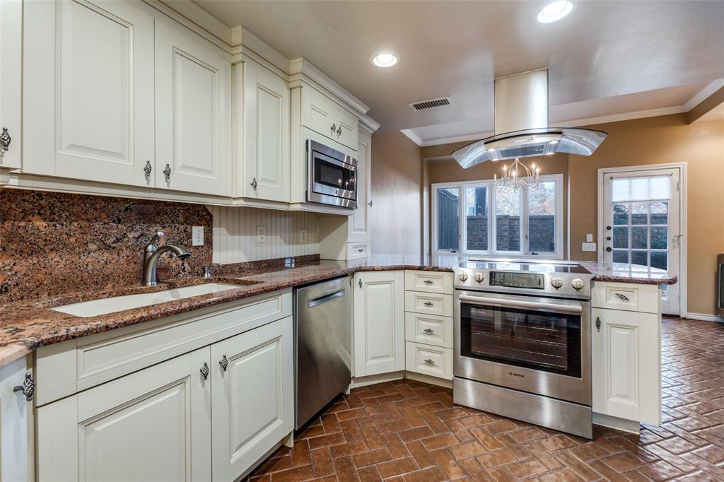 12500 PReston - Residential