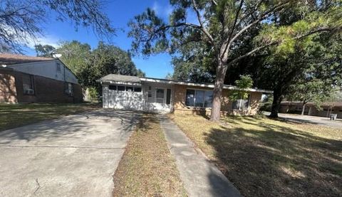 2014 E Mimosa Avenue Victoria TX 77901