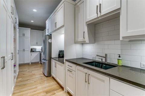 Tiny photo for 2218 Castilian Path, Westlake, TX 76262 (MLS # 21190314)