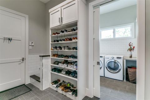 Tiny photo for 2218 Castilian Path, Westlake, TX 76262 (MLS # 21190314)