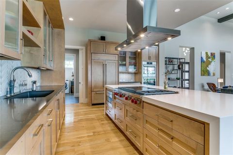 Tiny photo for 2218 Castilian Path, Westlake, TX 76262 (MLS # 21190314)