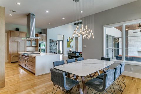 Tiny photo for 2218 Castilian Path, Westlake, TX 76262 (MLS # 21190314)