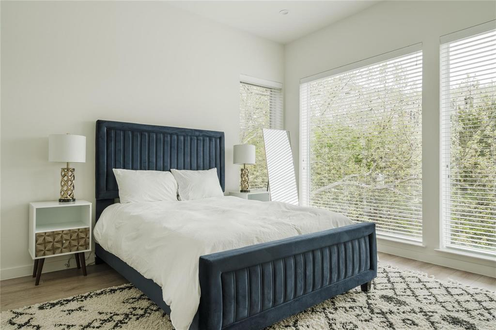 ROUTH TOWNHOMES PH I - Residential Lease