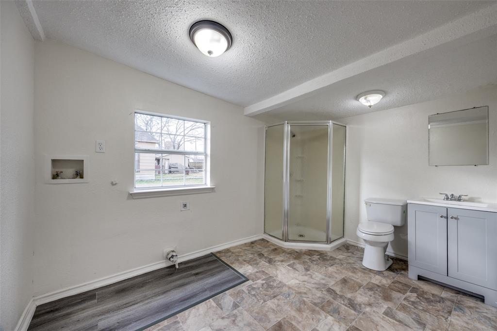 Mills Mrs E W Add - Residential