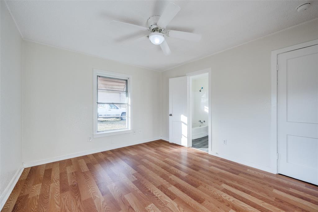 Mills Mrs E W Add - Residential