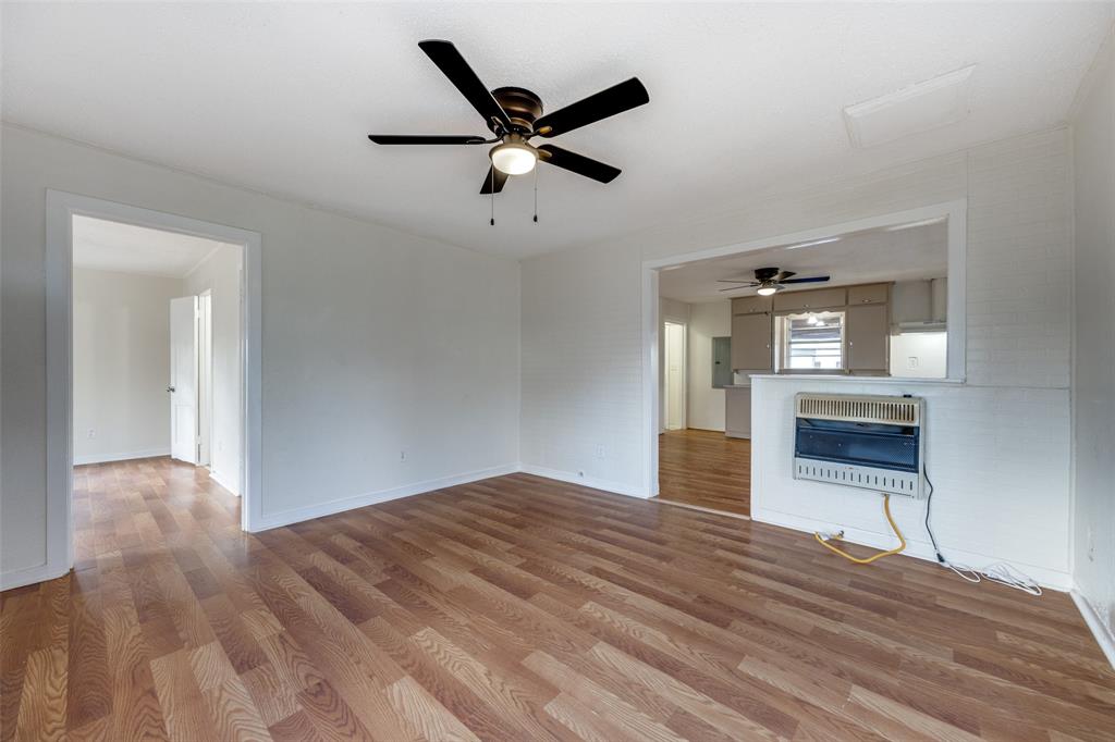 Mills Mrs E W Add - Residential