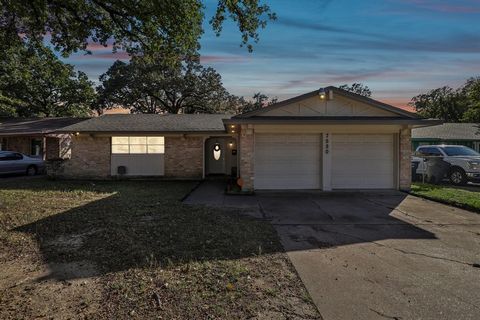 7520 Gayglen Drive Dallas TX 75217