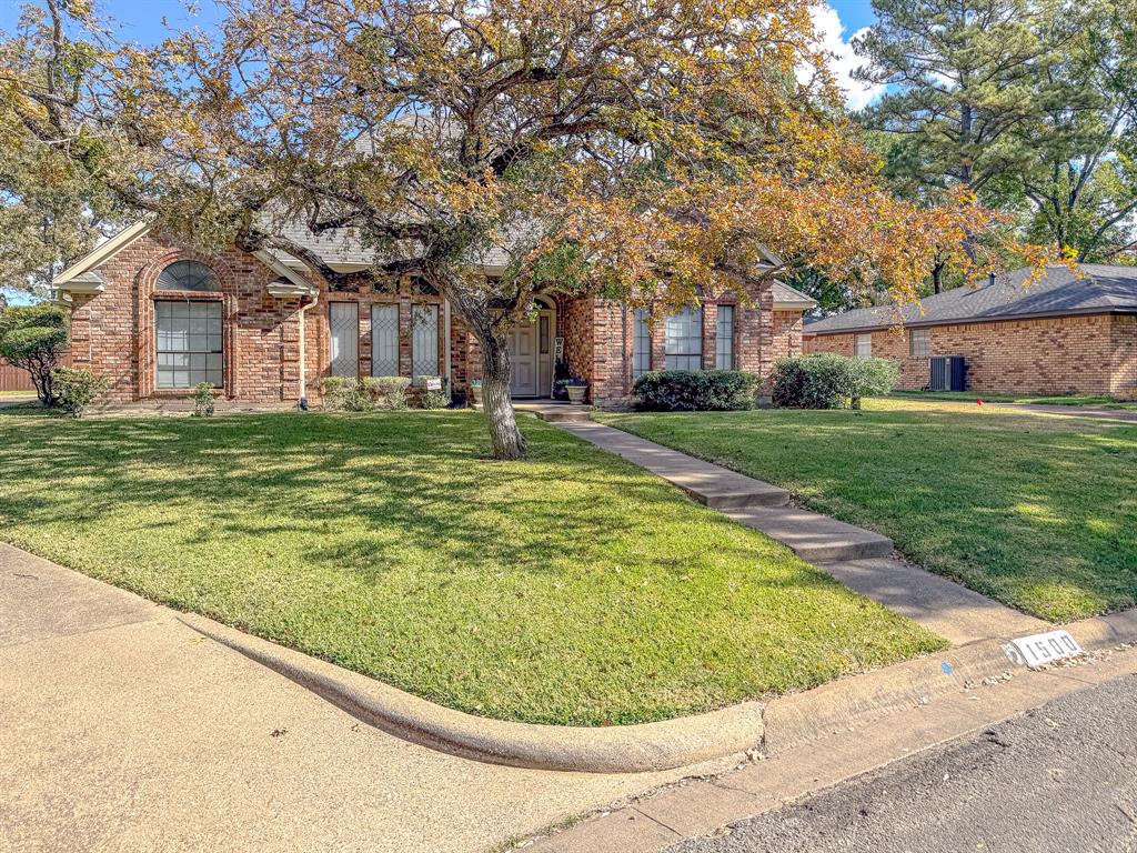 1500 Bowie Circle