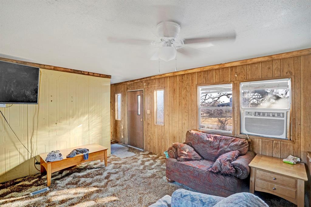 8450 Highway 16
