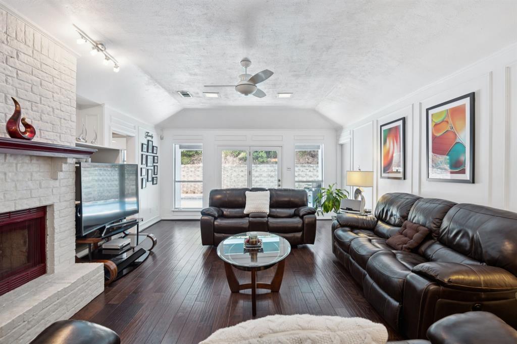 824 Cherlynne Drive