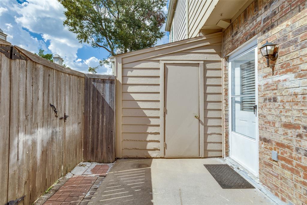 Carriagehouse Village-Victoria Place - Residential