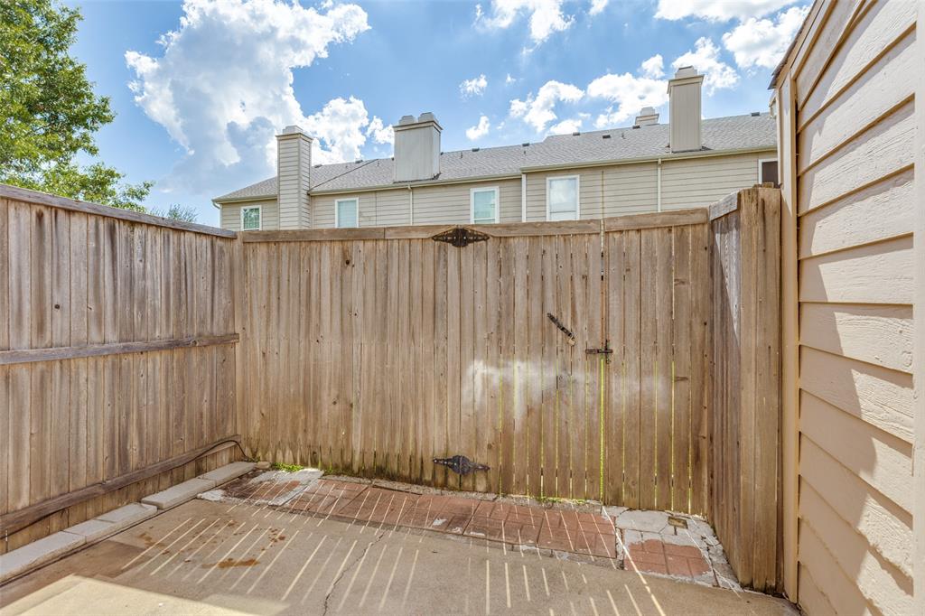 Carriagehouse Village-Victoria Place - Residential