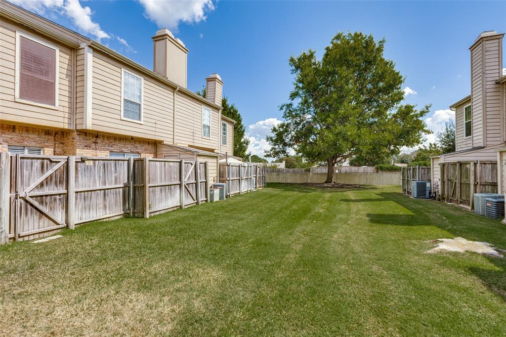 Carriagehouse Village-Victoria Place - Residential